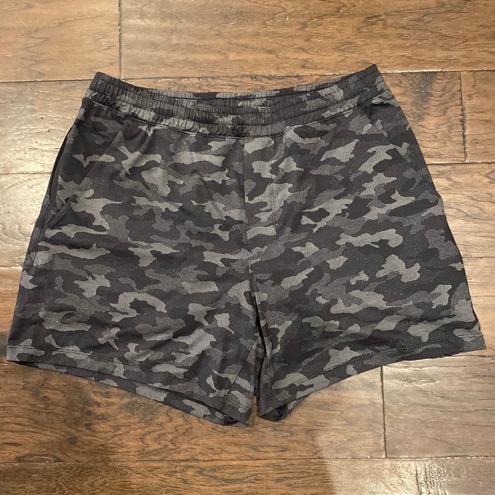 Mens Lululemon Shorts 5” Inseam